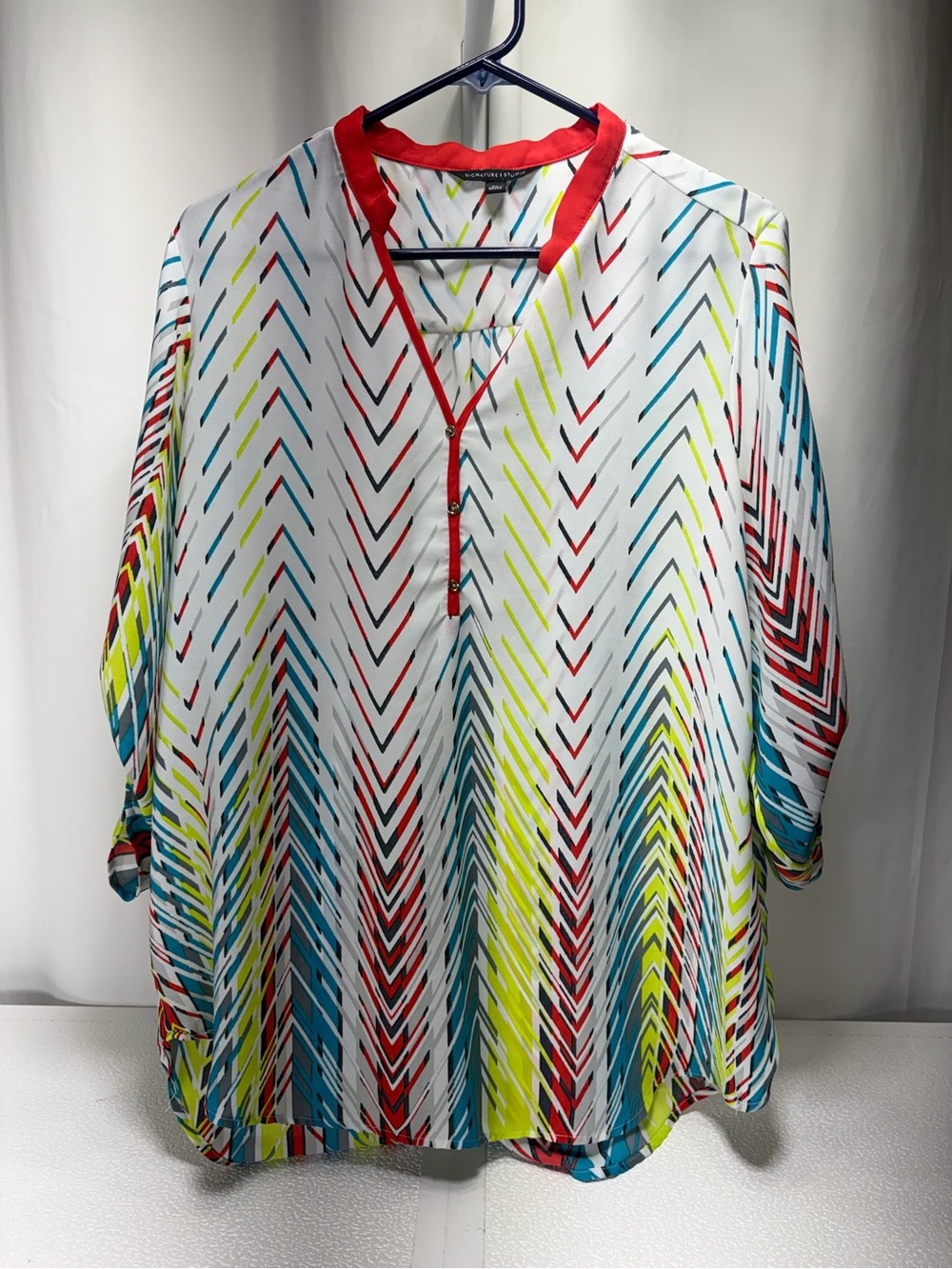 Signature Studio White Chevron Tunic with Red Trim and Multicolor Stripes 4553
